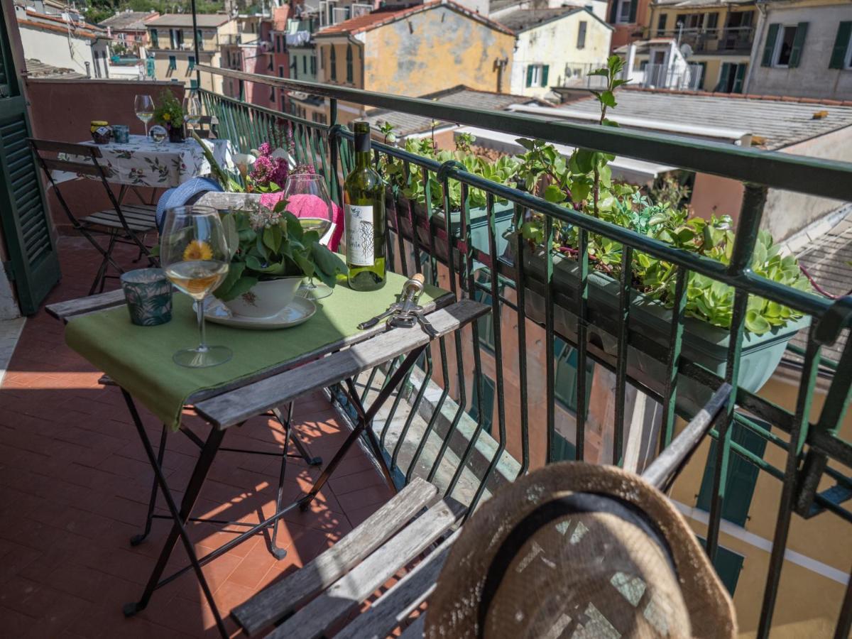 Recanissu Apartment With Balcony & Ac เวอนาซซา ภายนอก รูปภาพ