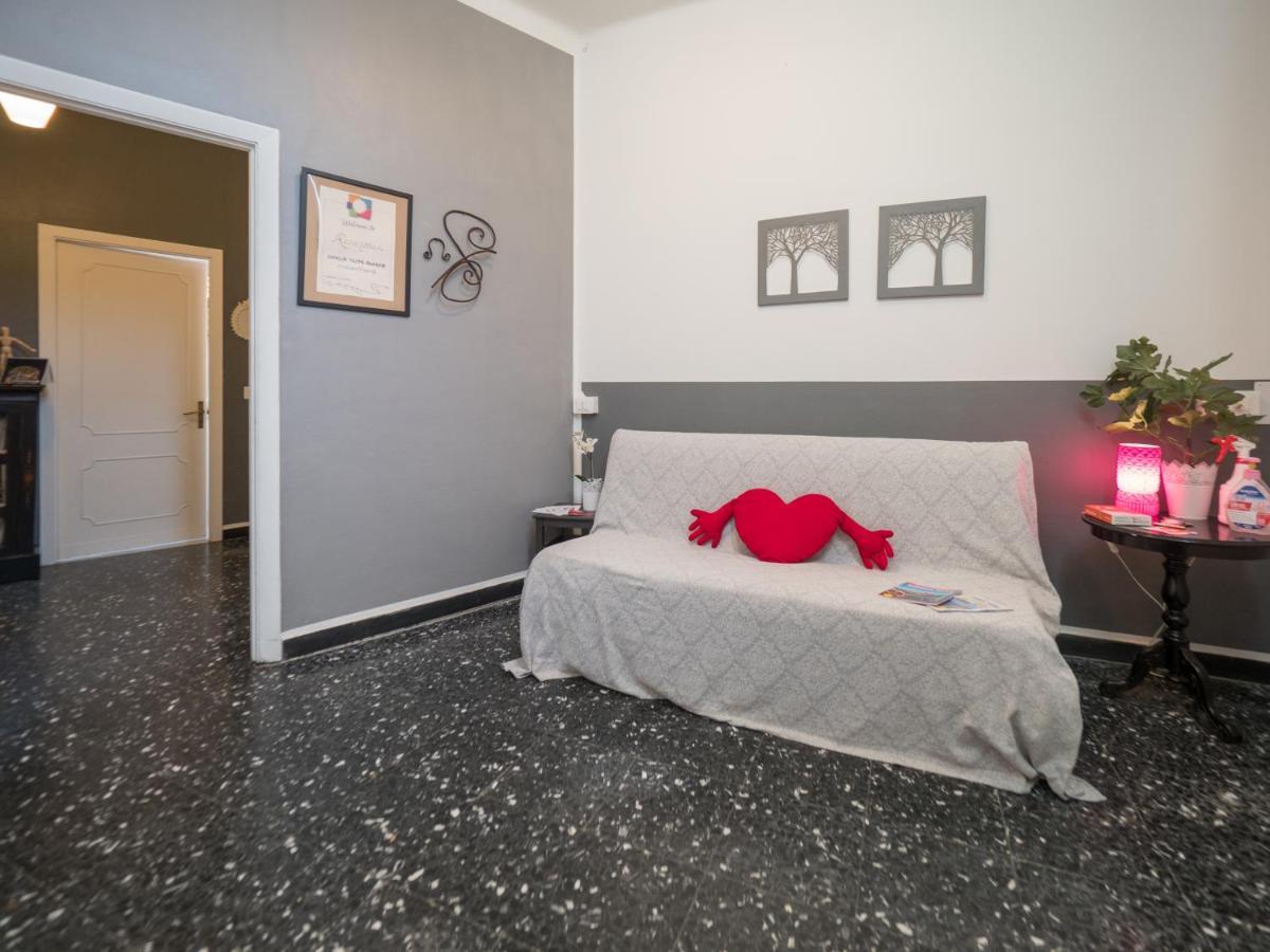 Recanissu Apartment With Balcony & Ac เวอนาซซา ภายนอก รูปภาพ